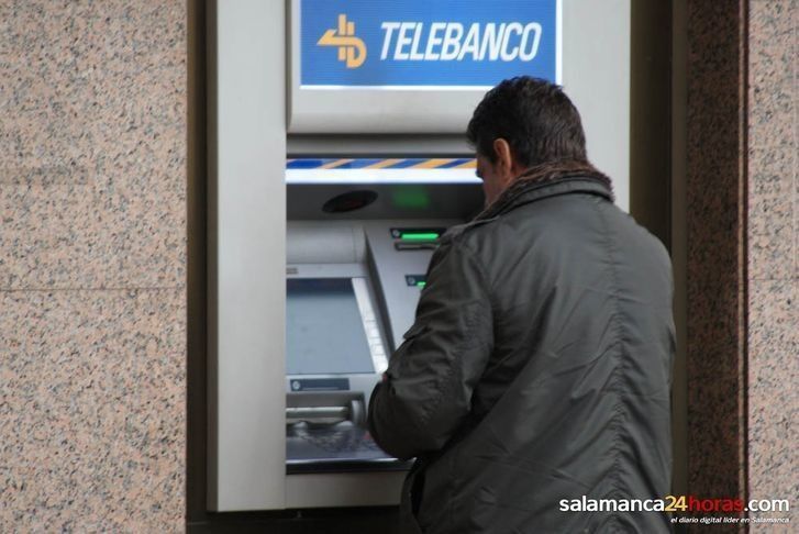  Las comisiones bancarias suponen una media de 168 euros al año 