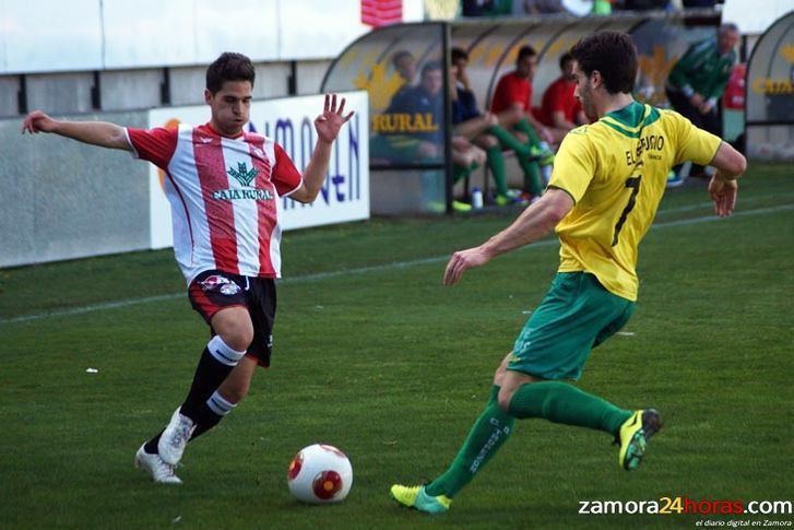  Aarón Aguado confirma su renovación con el Zamora 