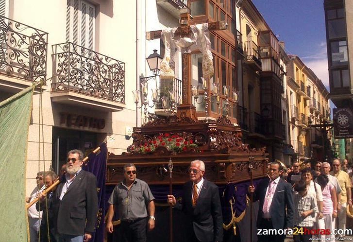  Los zamoranos celebran la Exaltación de la Santa Vera Cruz 