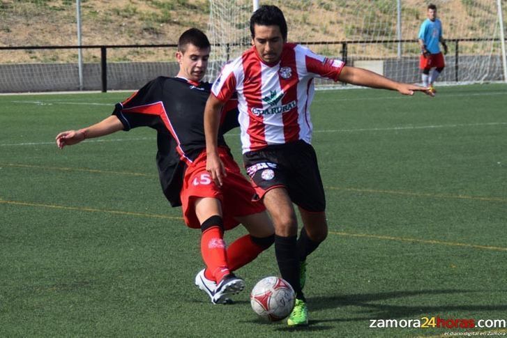  El juvenil del Zamora pierde una ventaja de dos tantos en una segunda parte marcada por la actuación arbitral 