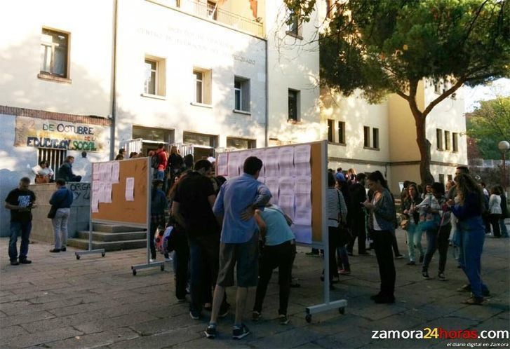  Varios enfermeros zamoranos acuden a las oposiciones en Madrid pese a las trabas del Sacyl 