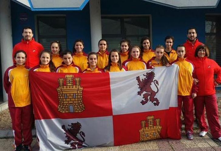  Castilla y León sigue su marcha triunfal en el Nacional de balonmano 