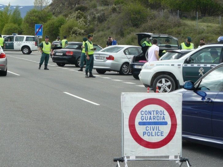  La Guardia Civil detiene a una persona como supuesta autora de un delito de tráfico de drogas 