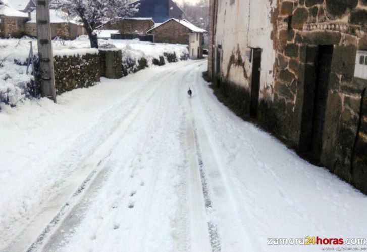  Sigue la circulación condicionada por nieve en varias carreteras del noroeste de la provincia 