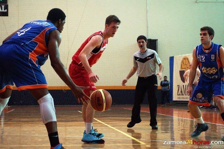  La Delegación Provincial de Baloncesto lanza un curso de árbitros y oficiales de mesa 