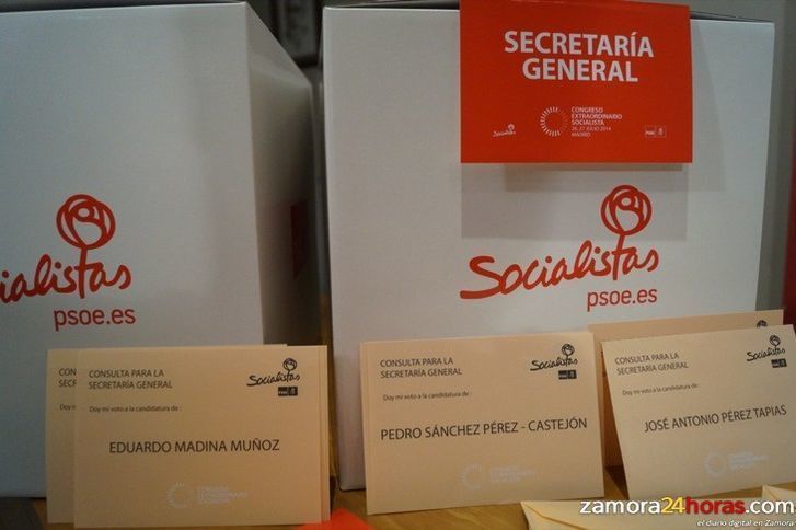  Unos 700 militantes del PSOE participan en la provincia en la elección del Secretario General de su partido 