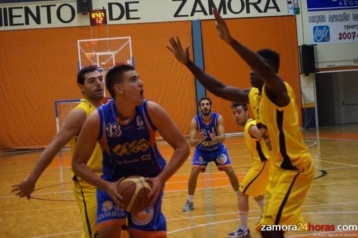  El Inec Queso Zamorano comienza la liga perdiendo ante Betanzos 