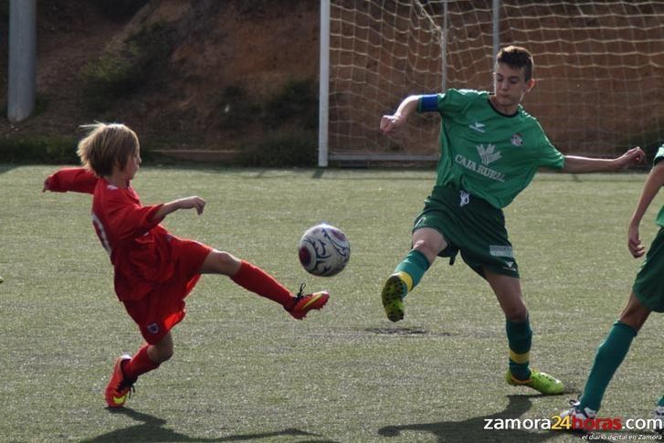  Demasiado castigo para el cadete del Zamora y meritorio empate para el infantil 