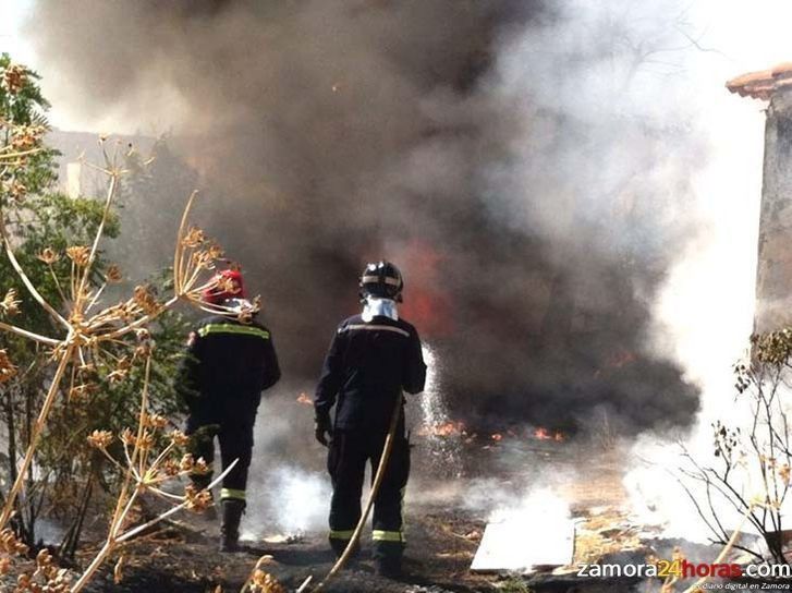  Los bomberos de la Comunidad reciben formación en técnicas de intervención en incendios en túneles 