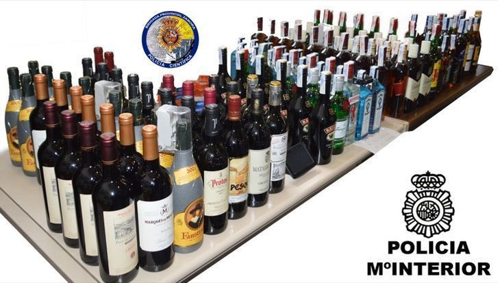  Tres detenidos por robar 134 botellas de bebidas alcohólicas 