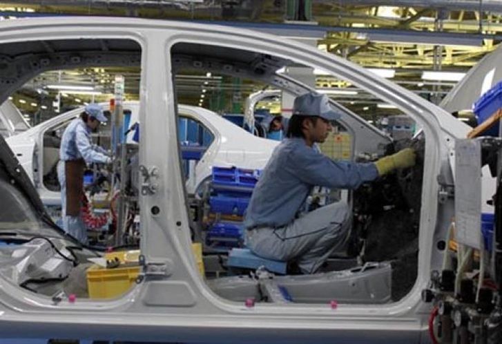  El sector automovilístico demanda más trabajadores este año 