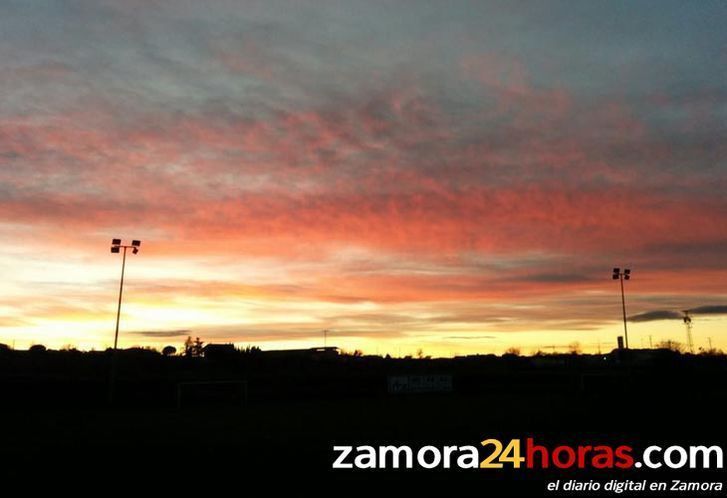  Los cielos nubosos regresan en el inicio de semana 