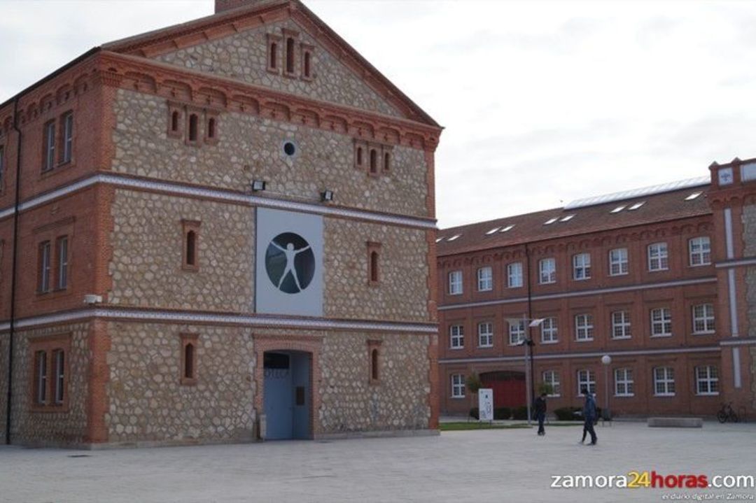  El Servicio de Bibliotecas de la USAL lleva a cabo una encuesta para valorar la satisfacción de sus usuarios 