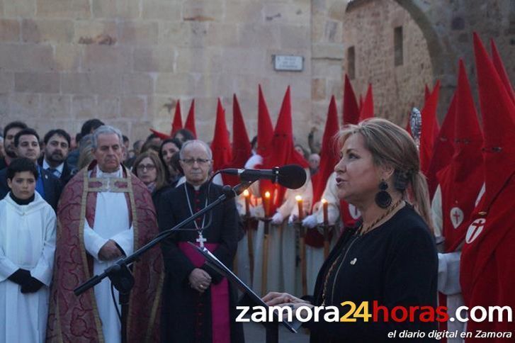  Valdeón se despide del Cristo de las Injurias con un discurso de agradecimiento y esperanza 