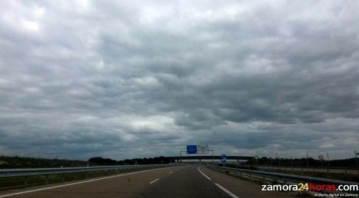  Descenso de las temperaturas en una jornada gris y lluviosa 