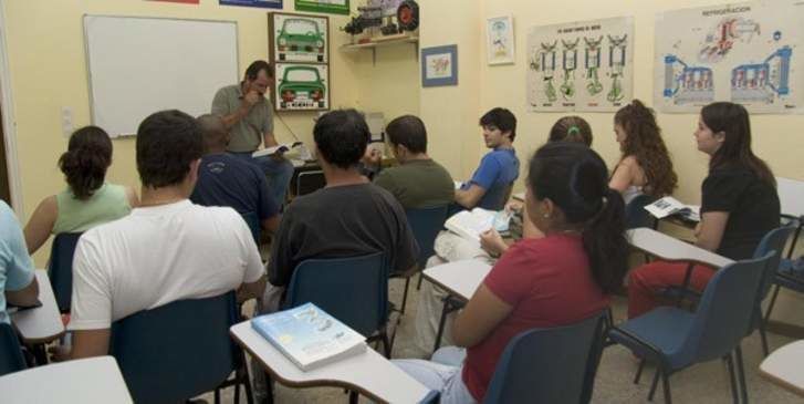  Huelga de examinadores de tráfico este viernes 