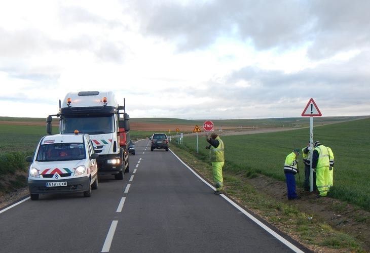 Corte de tráfico en una carretera de Zamora. Archivo.