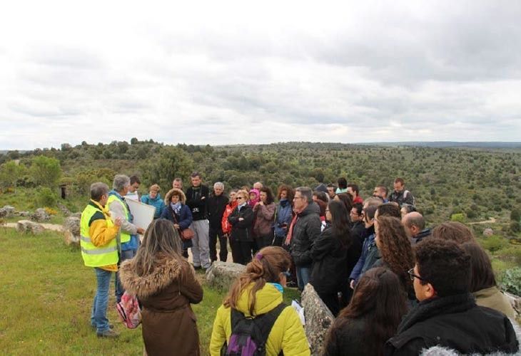  Casi medio centenar de personas participan en ‘Geolodía 2016’ 