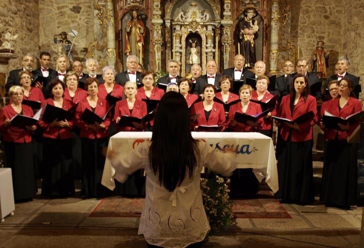  La coral gallega “Airiños da Capela” ofrece un recital en la iglesia de San Andrés 