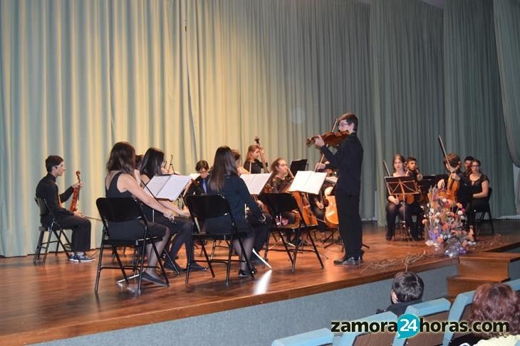  La Joven Orquesta Sinfónica en un concierto