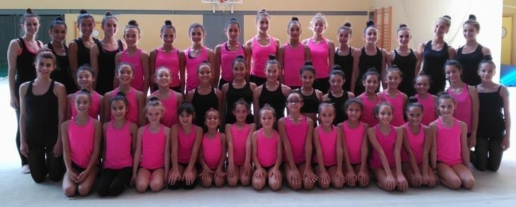  Las gimnastas de Rítmica Mapecca disfrutan de una jornada de convivencia en Madrid 