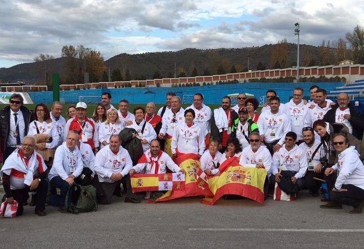  Varios zamoranos, en la expedición de hinchas que alentó a la selección regional en Bulgaria 