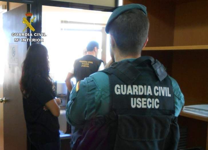  La Guardia Civil busca a tres encapuchados que asaltaron una casa en Villaralbo este jueves 