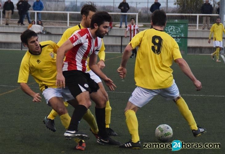  El Zamora B se deja dos puntos ante el CD Mojados (1-1) 