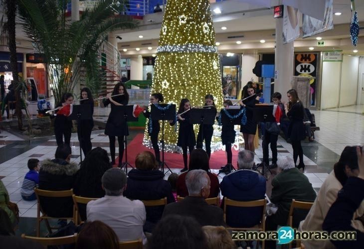  El CC Valderaduey se llena de actividad en las fechas navideñas 