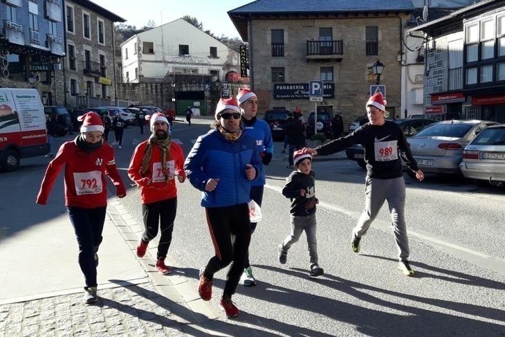  Los sanabreses se echan a la calle para correr la San Silvestre 