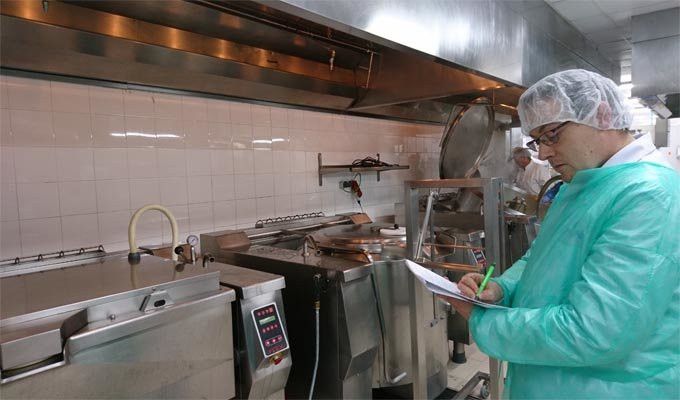  Sanilab Calidad realizará las analíticas de comida en la línea fría del Complejo Asistencial de Zamora 