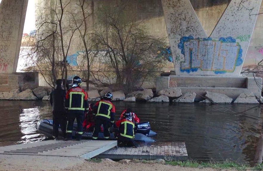 Un rescate en el río. Archivo