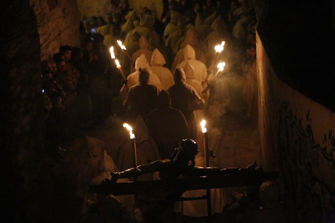 Un momento de la procesión del Santísimo Cristo de la Buena Muerte en Zamora