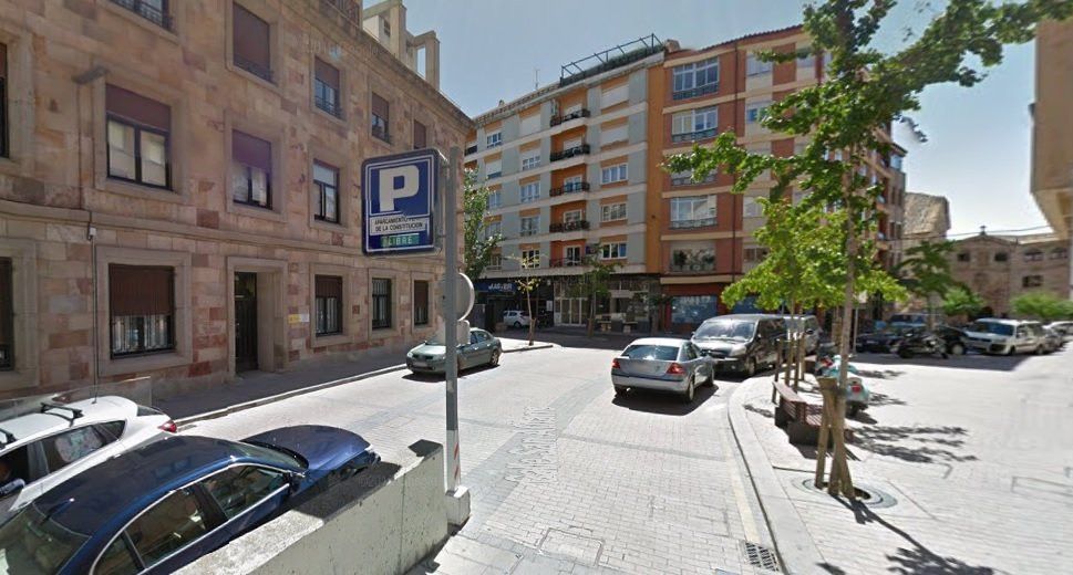  Podemos propone remunicipalizar el parking de la Plaza de la Constitución 