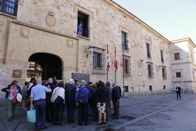  Detenido tras amenazar de muerte a empleadas del Parador por llevarse la grúa su coche 