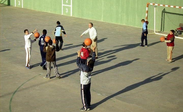 Educación física en los colegios 