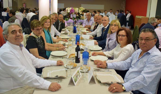  Los empleados de Caja Rural celebran la cena de empresa en honor a su patrón 