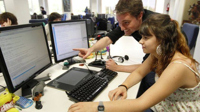  Convocadas ayudas para trabajadores en ERE y para el ascenso profesional de la mujer 