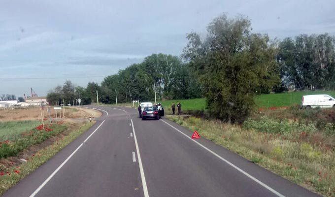  Una colisión entre tres vehículos se salda sin heridos en la carretera de Villaralbo 