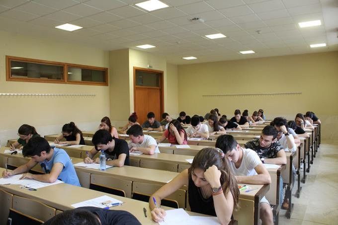  Los alumnos de bachillerato enfrentan la primera Selectividad de la LOMCE 