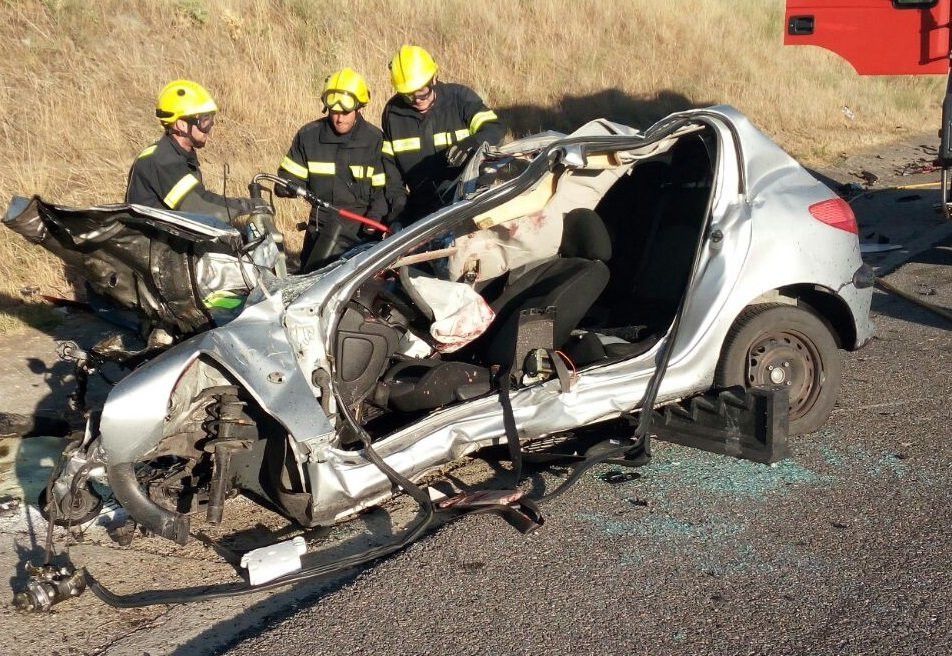  El conductor de un turismo fallece tras chocar contra un camión en la A-66 en Salamanca 