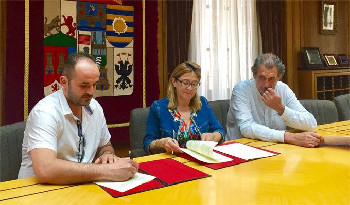  Diputación y Mancomunidad de Benavente firman el convenio para el abastecimiento de agua 