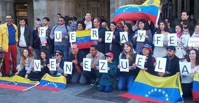  Los venezolanos, llamados a una consulta popular sobre los últimos acontecimientos en el país 