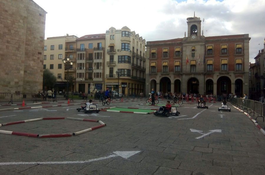  Educacion vial movilidad plaza mayor karts 