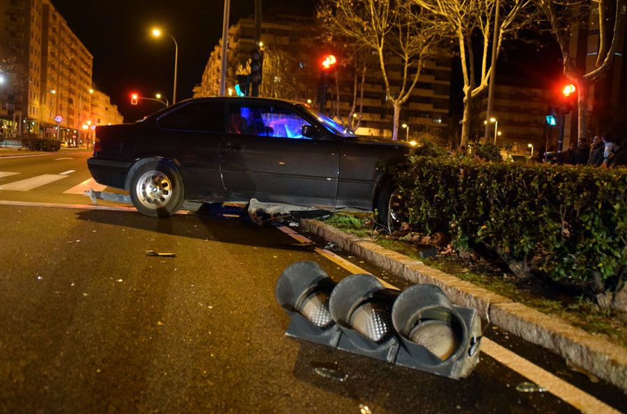  Accidente cardenal cisneros semaforo 