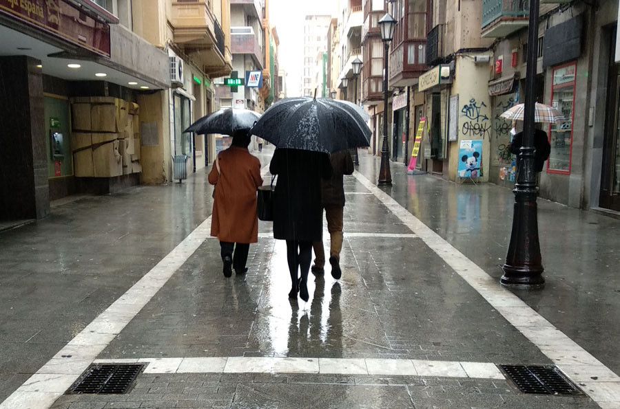  Tiempo meteo lluvia santorcuato paraguas 