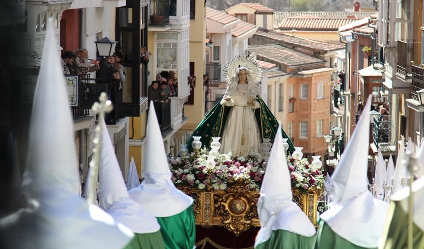 Imagen de la Virgen de la Esperanza subiendo Balborraz Foto: María Lorenzo