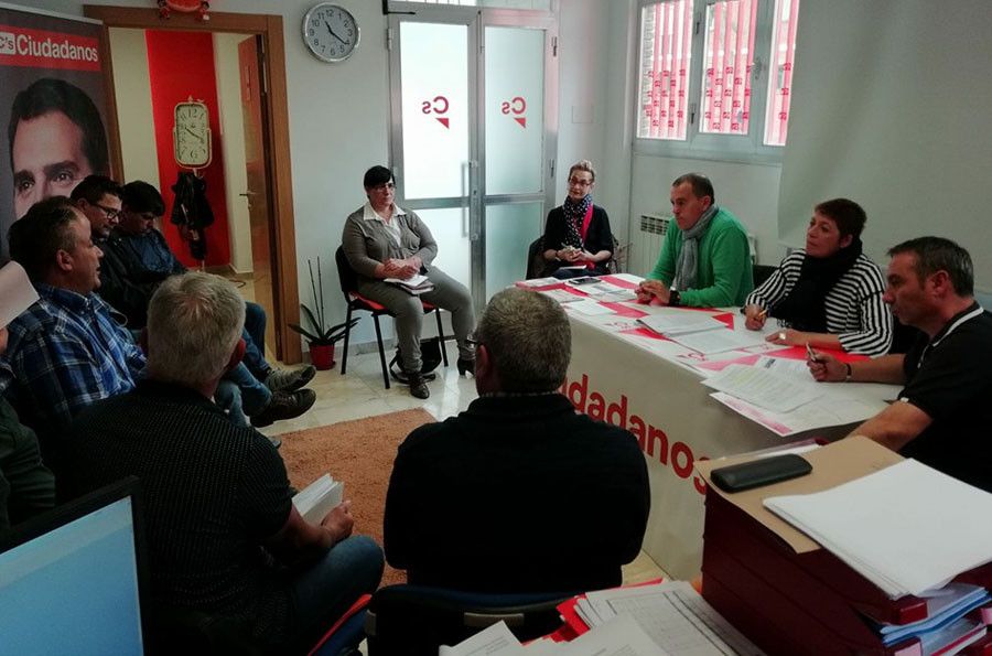  Ciudadanos Zamora reunión con Zamora Limpia (31 05 2018) 