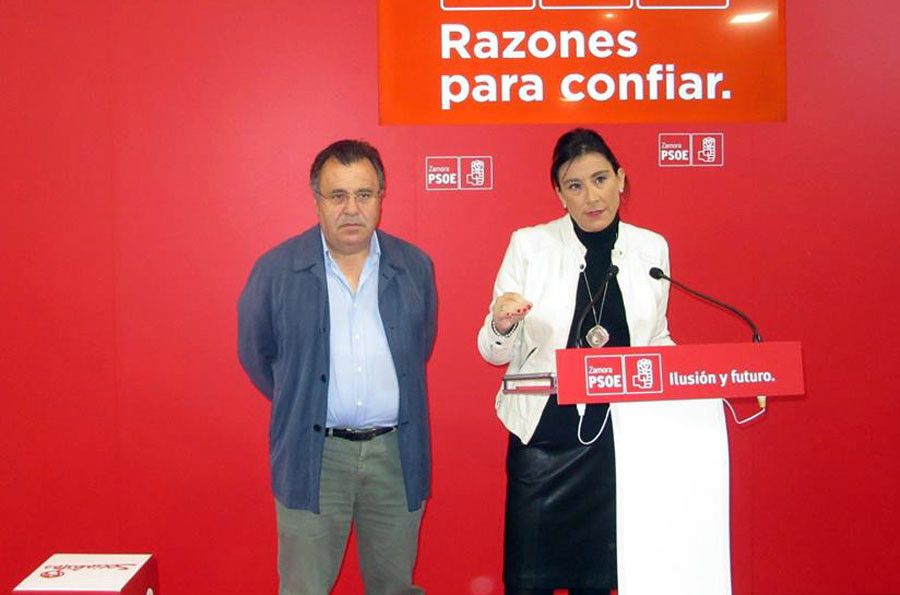  01 PSOE Zamora. 19 10 18. Ana Sánchez y Martín Benito piden cese Delegado Territorial Junta y Gerente Hospital hoy Viernes 