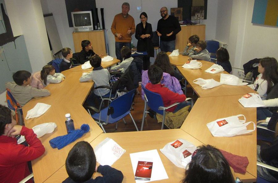  01 Ayto. Zamora. Concejalía de Juventud Taller de Magia 27 12 18 